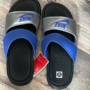 Brand new nike slides